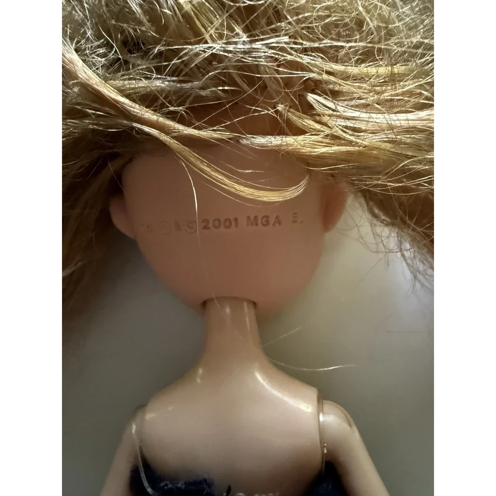 Bratz doll head
